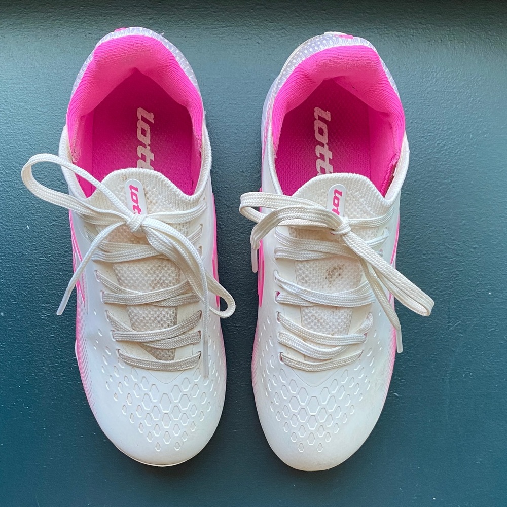 Lotto girls soccer cleats 13K - Picture 3 of 9